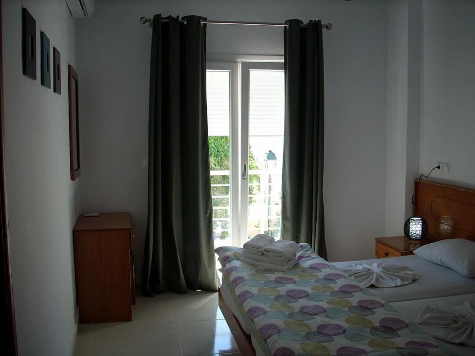 Sea Breeze 2 Apartments Mastihari Exterior foto